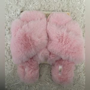 FUZZY SLIPPERS